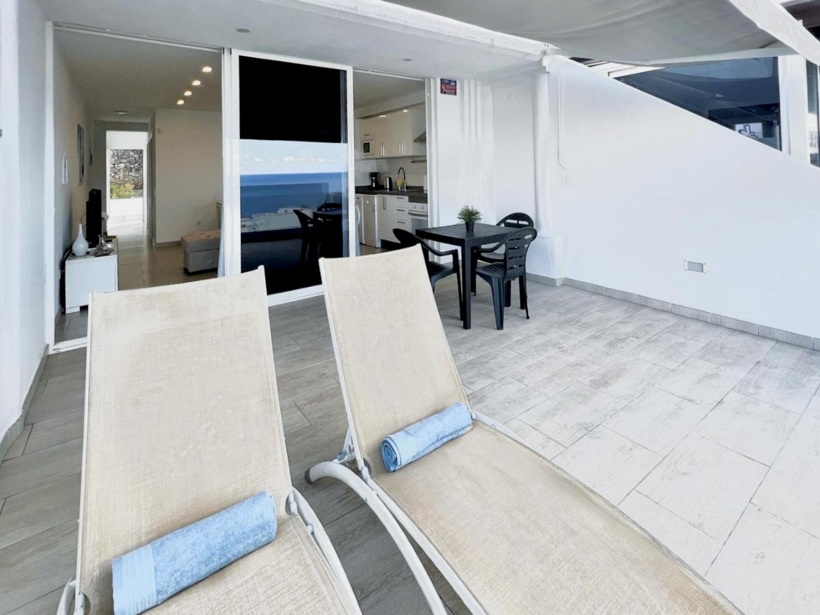 Arthouse Sea View - Acquamarina E Zaffiro Villa Puerto del Carmen  Eksteriør billede